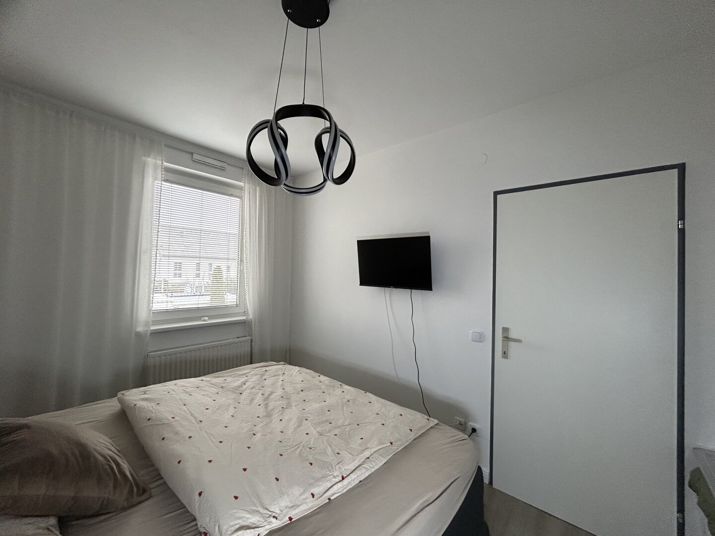 Sanierte Genossenschaftswohnung, in sehr guter Lage, in Oberpullendorf zu übernehmen! Parkplatz, Loggia, & neuer Küche!