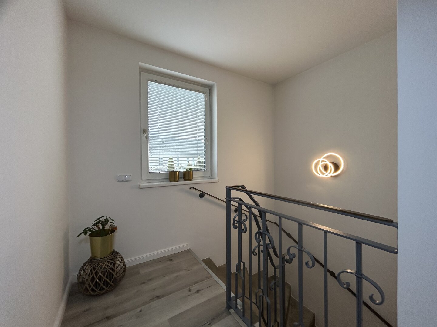 Sanierte Genossenschaftswohnung, in sehr guter Lage, in Oberpullendorf zu übernehmen! Parkplatz, Loggia, & neuer Küche!