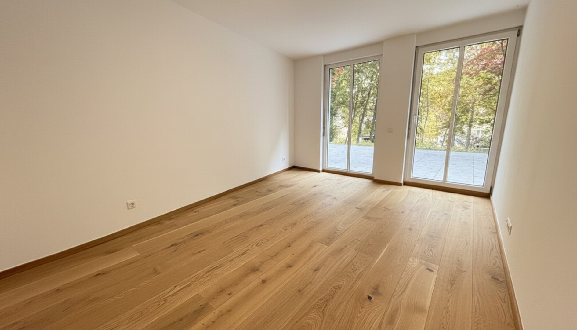 ++ Gartenidylle in Neustift am Walde ++ Moderne 3-Zimmer-Wohnung mit Terrasse & Garagenplatz in absoluter Ruhelage