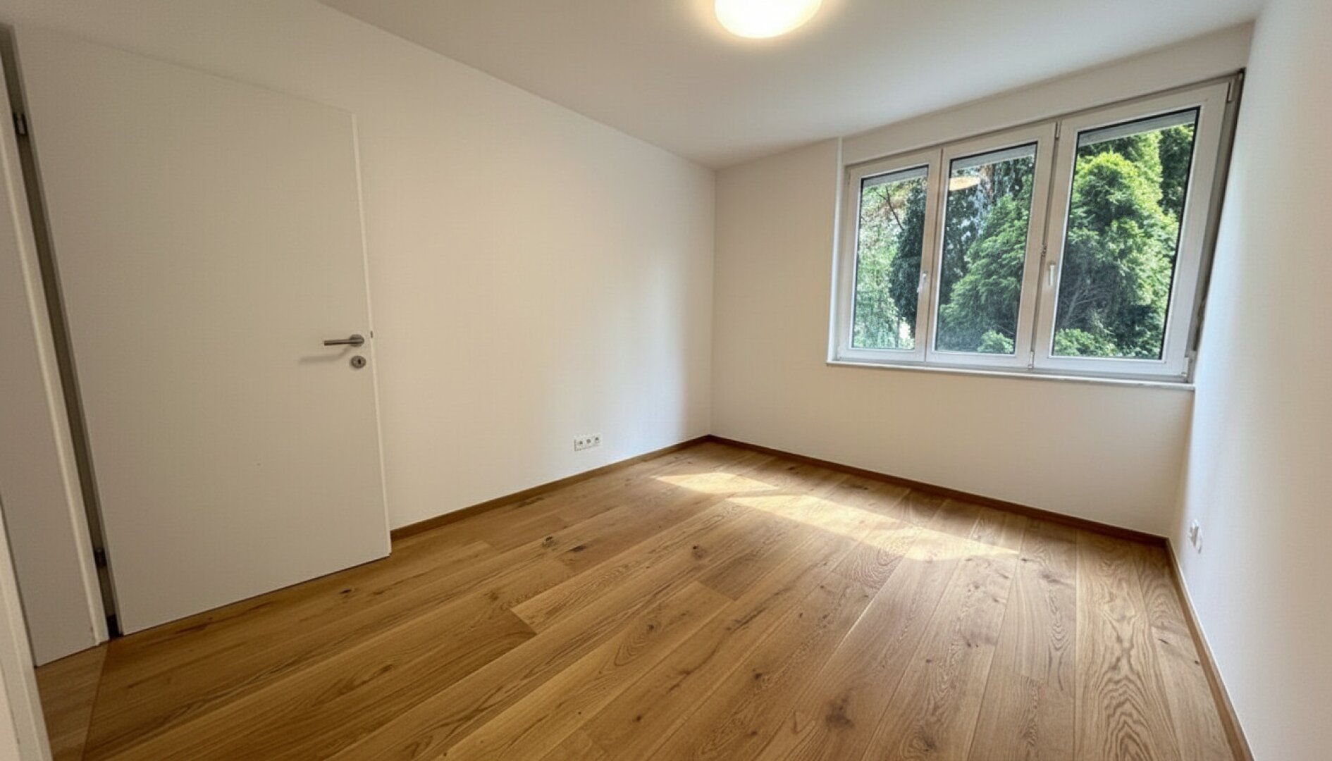 ++ Gartenidylle in Neustift am Walde ++ Moderne 3-Zimmer-Wohnung mit Terrasse & Garagenplatz in absoluter Ruhelage