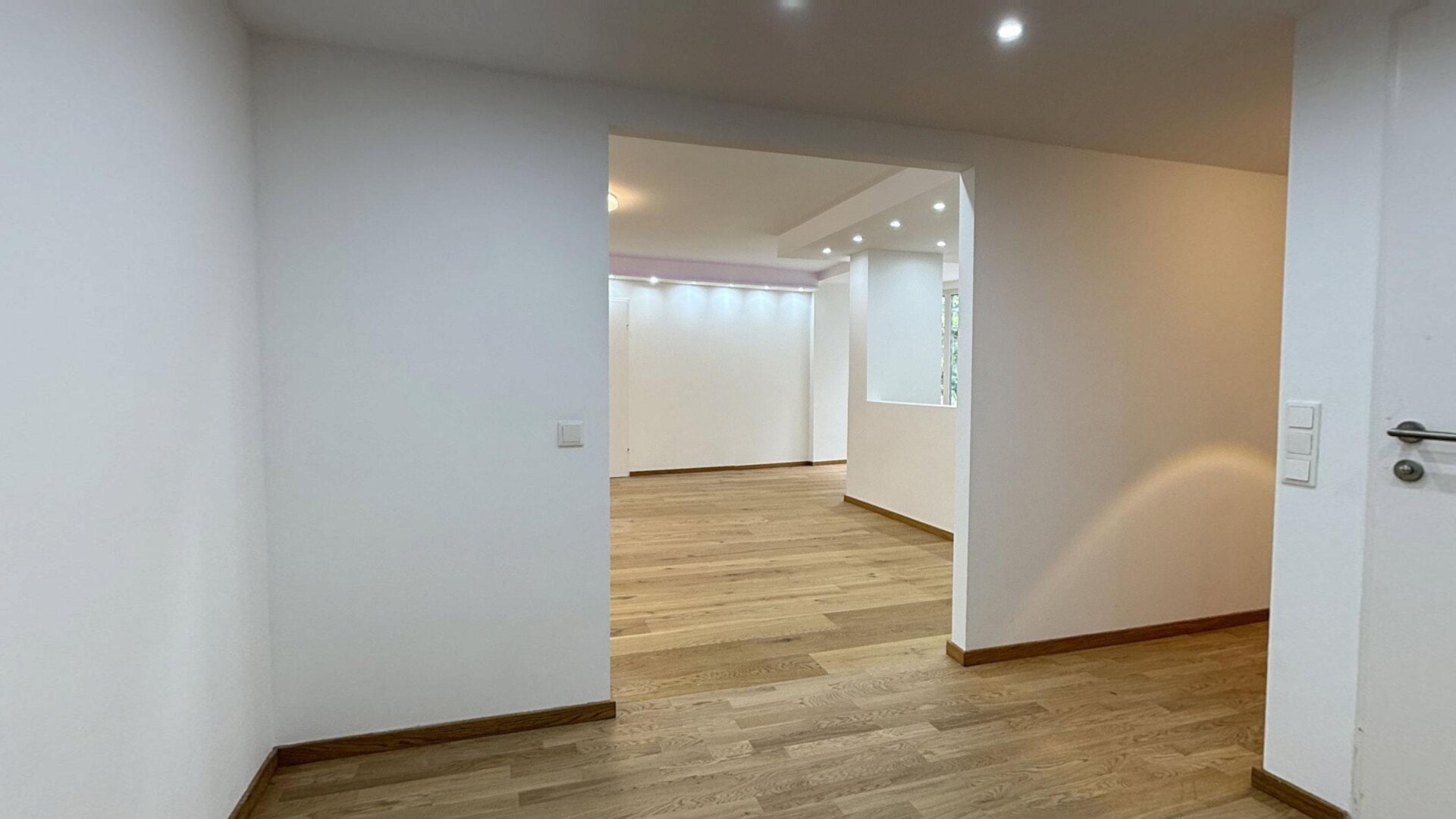 ++ Gartenidylle in Neustift am Walde ++ Moderne 3-Zimmer-Wohnung mit Terrasse & Garagenplatz in absoluter Ruhelage