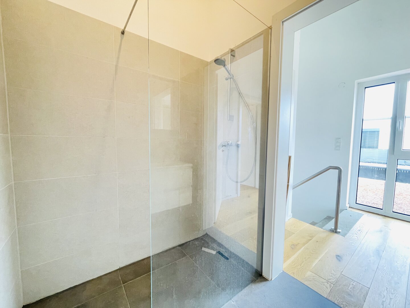 Bad mit Dusche