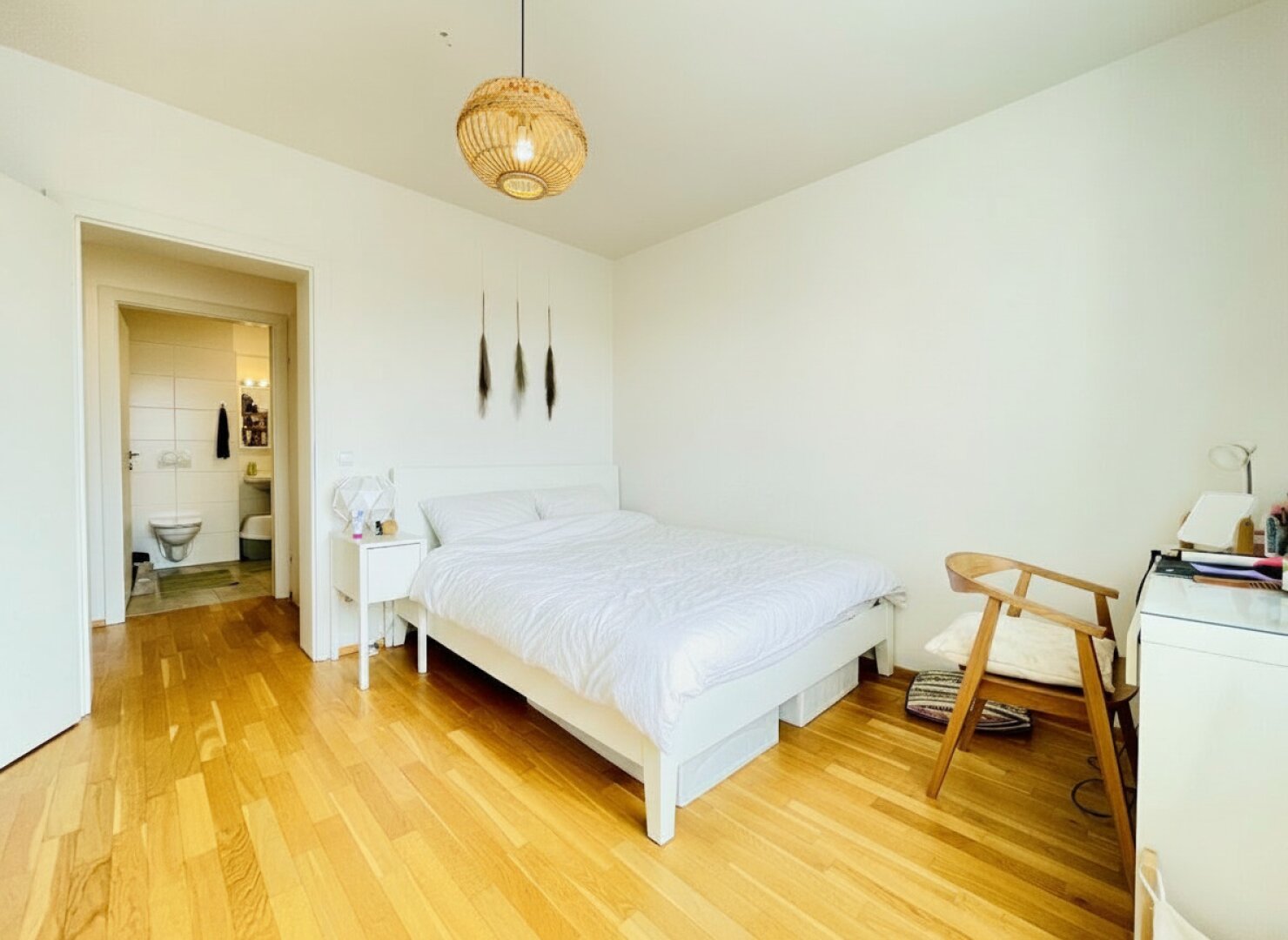 Ruhige 2-Zimmer-Wohnung mit großer Süd-Terrasse, Carport & Kellerabteil!