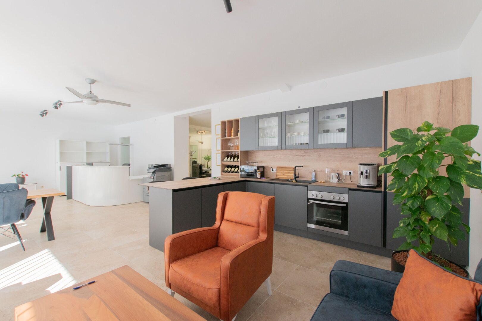 Provisionsfrei: Geschäftslokal in günstiger Lage direkt vom Eigentümer