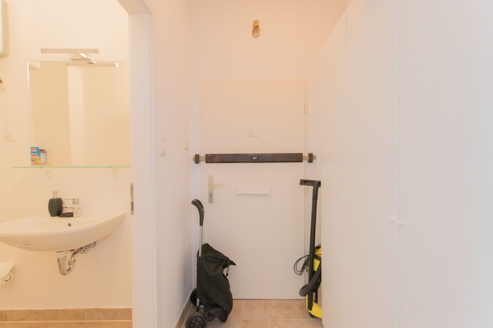 Provisionsfrei: Geschäftslokal in günstiger Lage direkt vom Eigentümer