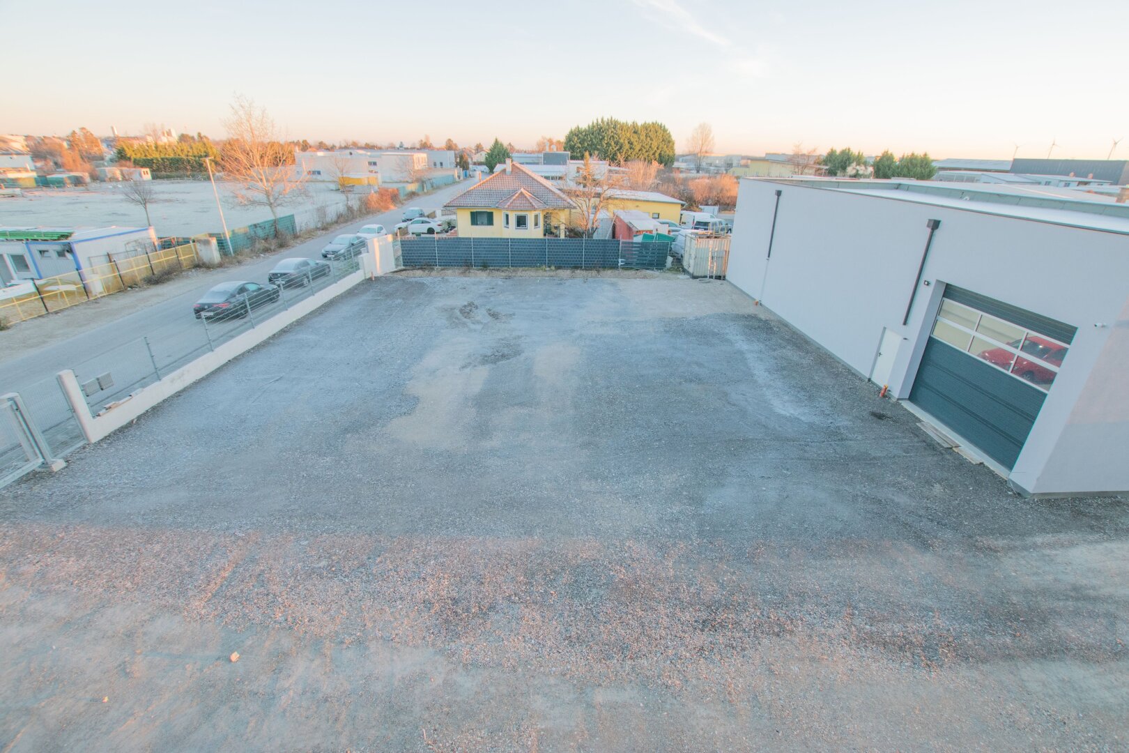 Wieder verfügbar: Vielseitig Nutzbare Lagerhalle in Ebreichsdorf (Unterwaltersdorf - 2442)