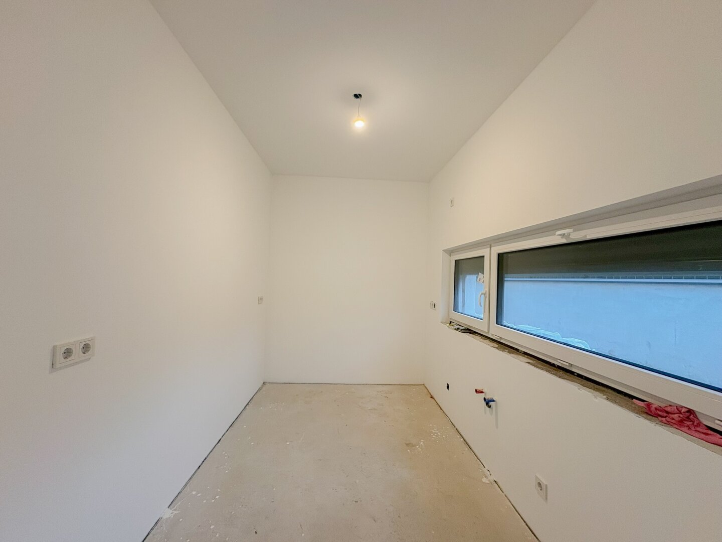 SPEZIALANGEBOT: SCHLÜSSELFERTIG –> Böden, Fliesen & Türen nach Kundenwunsch