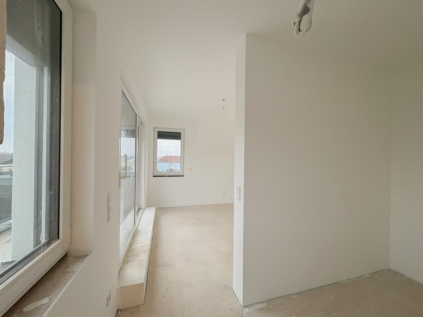 SPEZIALANGEBOT: SCHLÜSSELFERTIG –> Böden, Fliesen & Türen nach Kundenwunsch