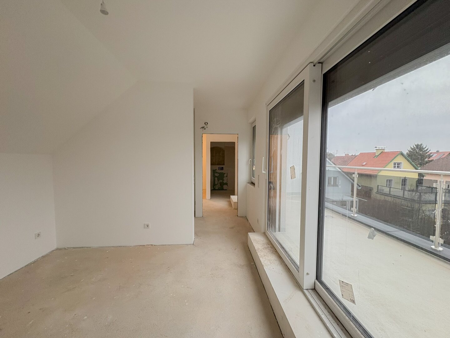 SPEZIALANGEBOT: SCHLÜSSELFERTIG –> Böden, Fliesen & Türen nach Kundenwunsch