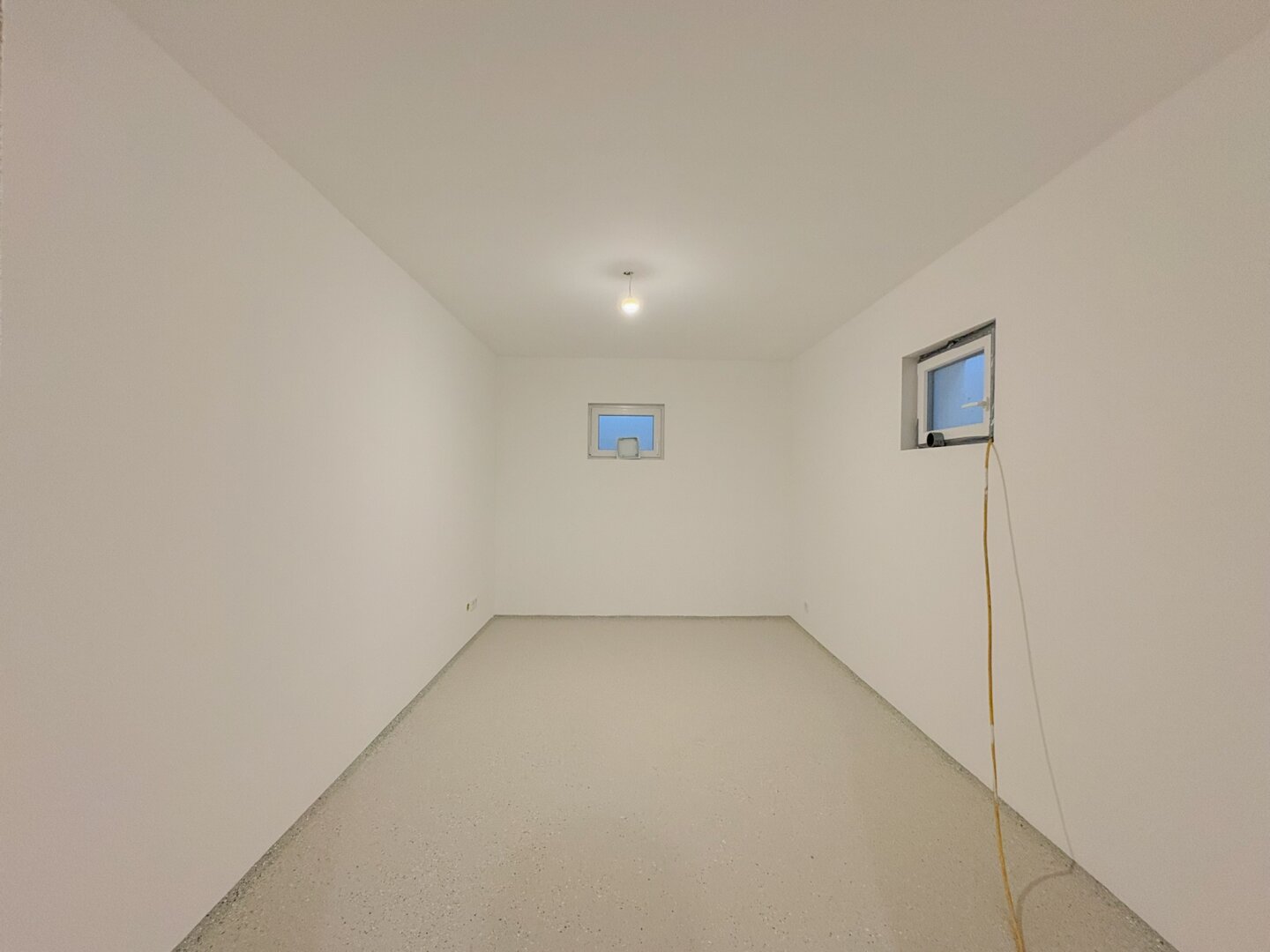 SPEZIALANGEBOT: SCHLÜSSELFERTIG –> Böden, Fliesen & Türen nach Kundenwunsch