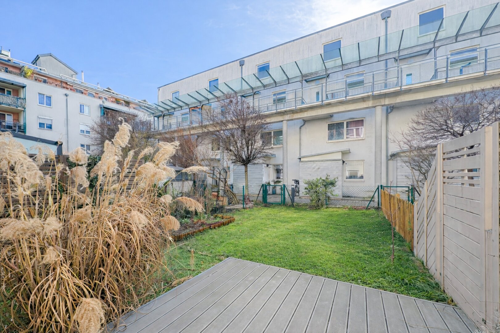 Großzügige 5-Zimmer-Maisonette mit Garten, Terrasse & Tiefgarage in 1220 Wien