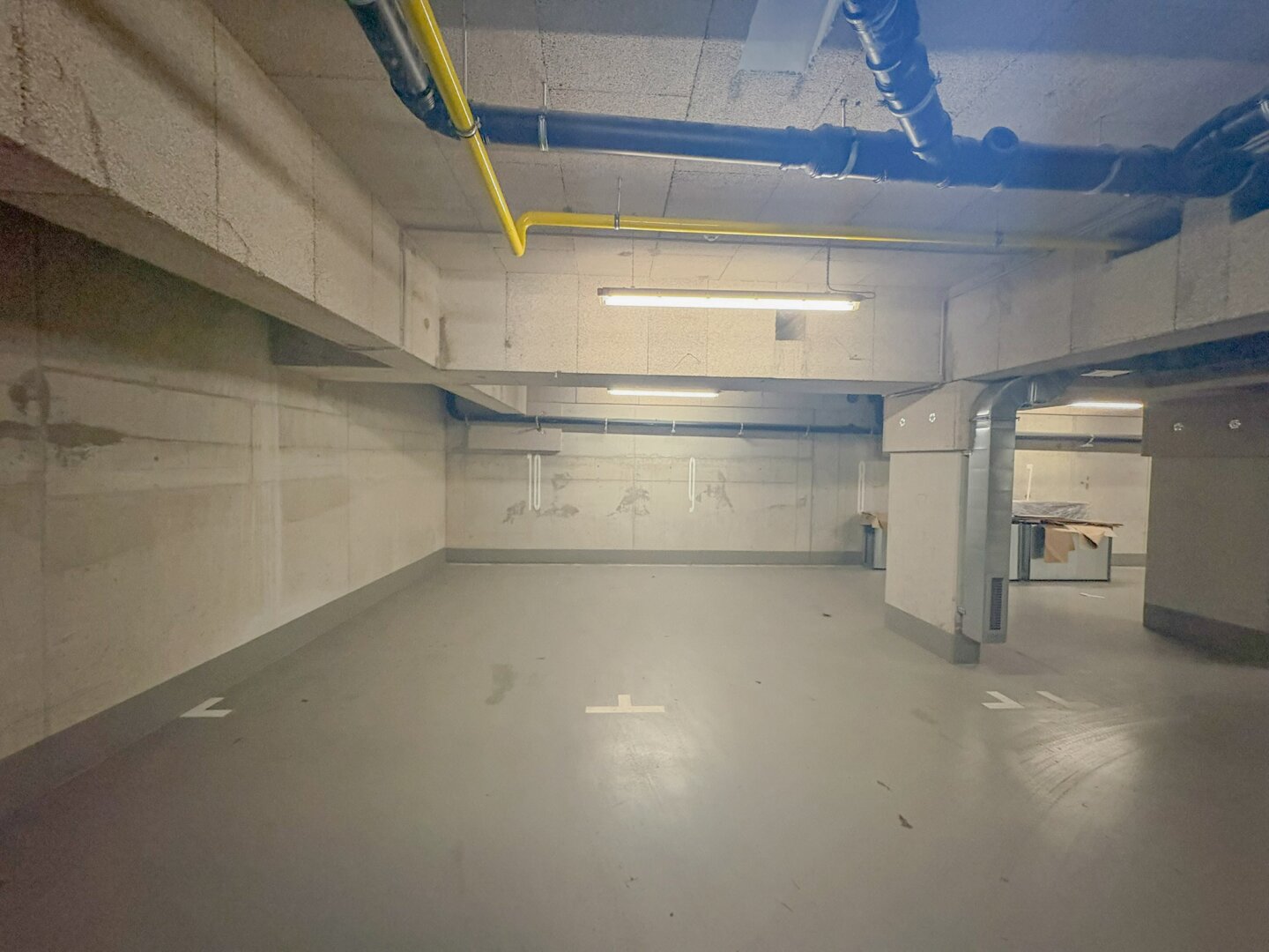 Voll möblierte Neubauwohnung mit Garage !!!