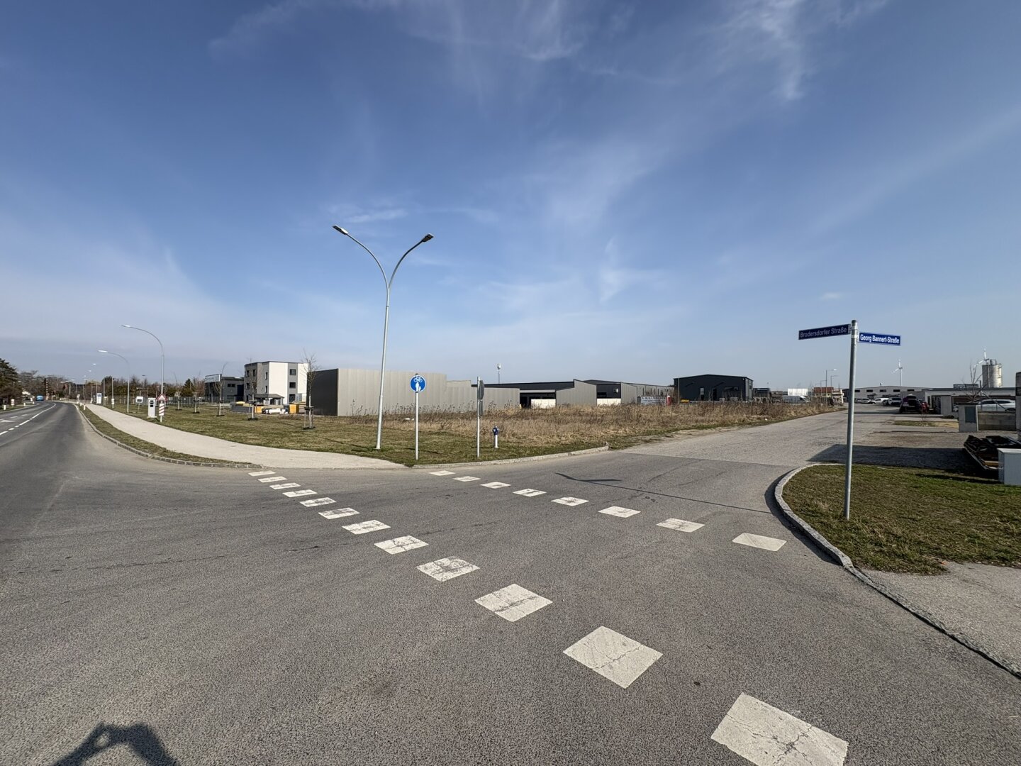 Projektgrundstück in Ecklage – ca. 3.000 m² mit hervorragender Verkehrsanbindung