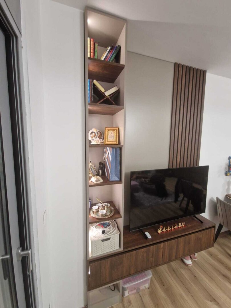 Komplett möblierte 2-Zimmer-Wohnung mit Balkon, Lift und Klimaanlage in Montenegro