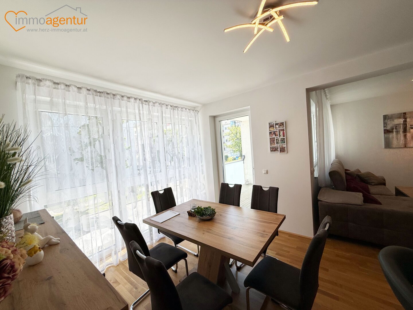 Wohnen ohne Kompromisse! Barrierefrei zugängliche exklusive 3 Zimmer  Wohnung mit Loggia & Tiefgarage in Kleinmünchen