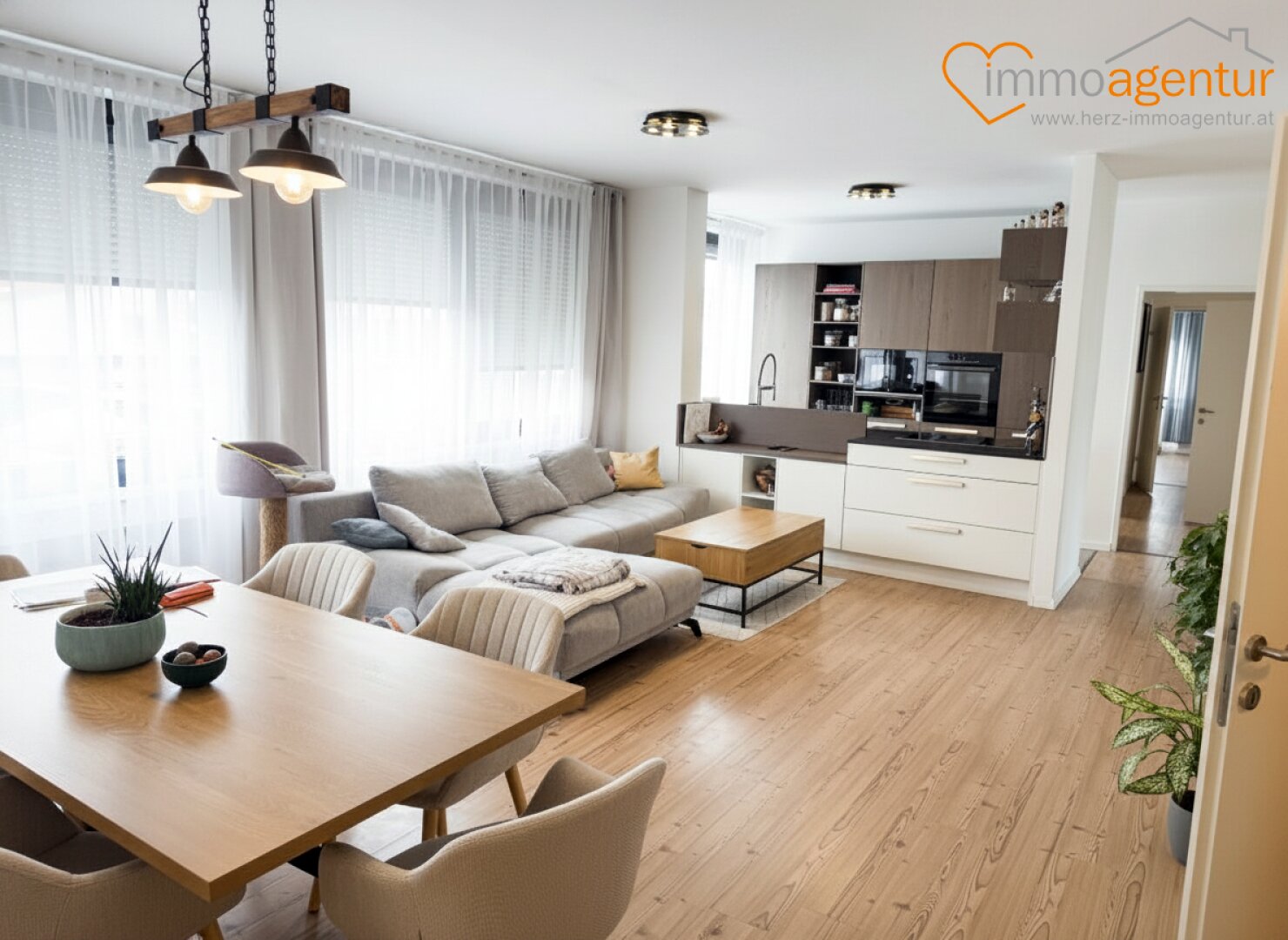 Wohnhighlight: 187 m² Loftwohnung mit 2 Einheiten, ca. 54 m² Kapitalreserve in Steyr