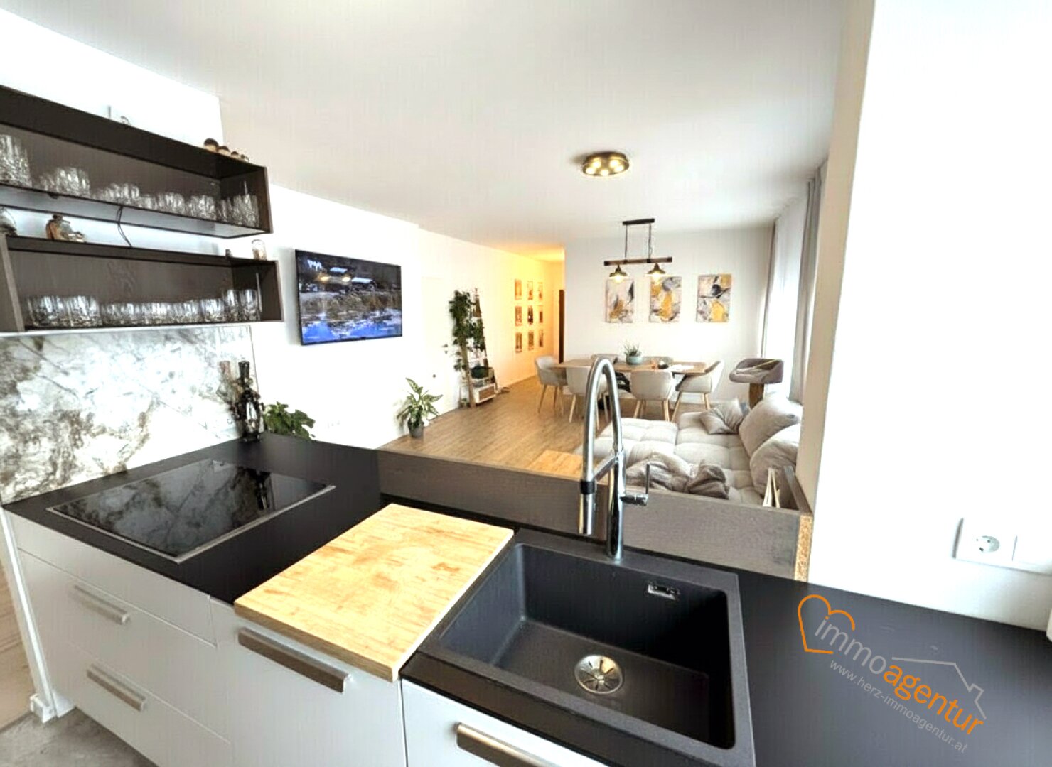 Wohnhighlight: 187 m² Loftwohnung mit 2 Einheiten, ca. 54 m² Kapitalreserve in Steyr