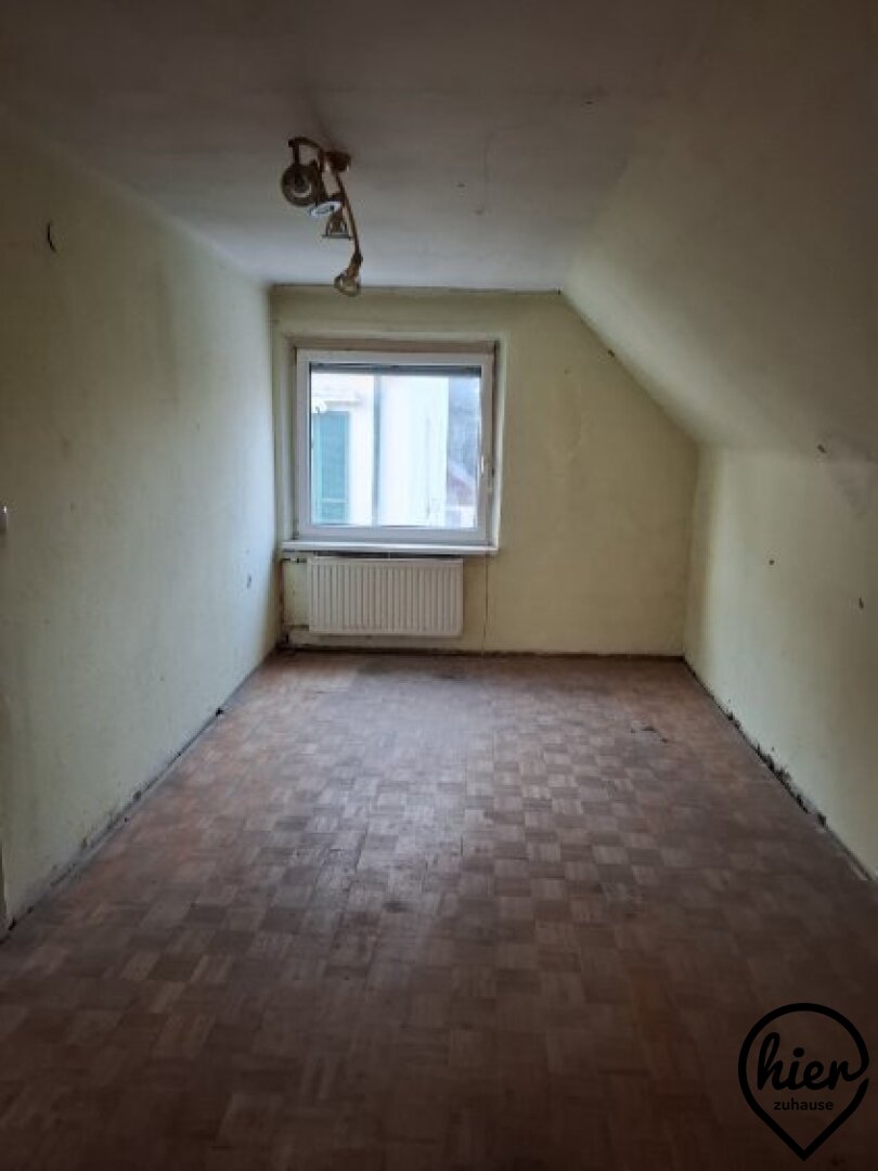 Am Fuße des Ruckerlberges – Top-Infrastruktur & LKH-Nähe (17238)