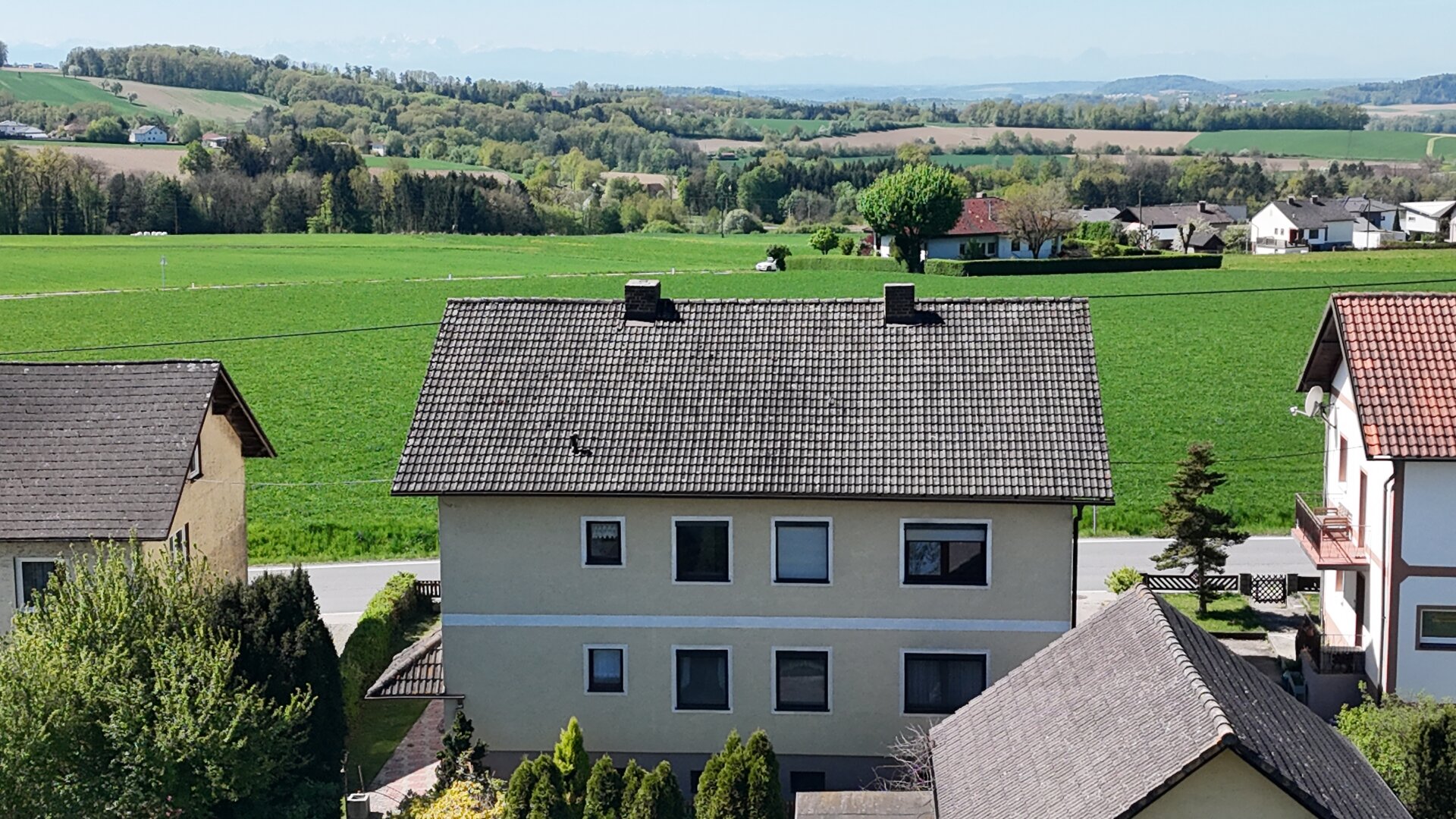 Großes Mehrfamilienhaus mit 226 m² Wohnfläche, 10 Zimmern und Garten in Wartberg/Aist