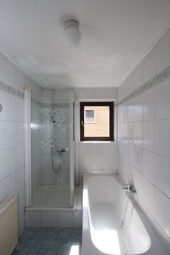 Großes Mehrfamilienhaus mit 226 m² Wohnfläche, 10 Zimmern und Garten in Wartberg/Aist