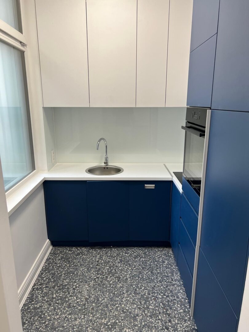 MÖBLIERTE 1,5 ZIMMER MIETWOHNUNG IM 6. BEZIRK