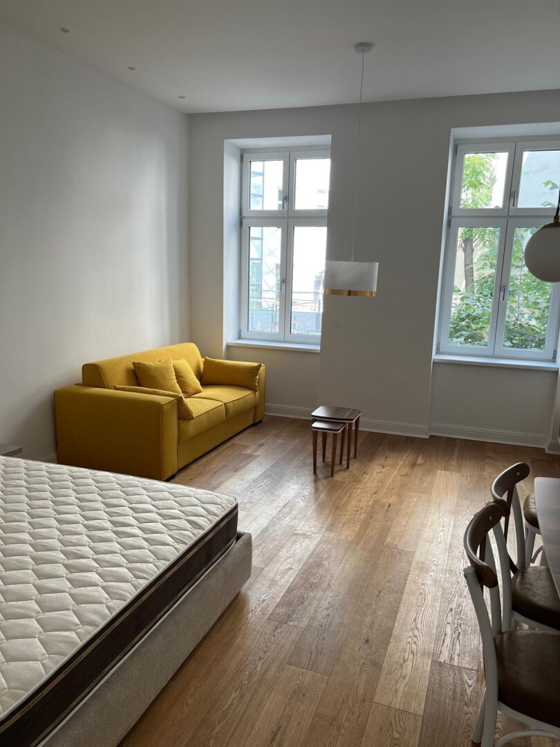 MÖBLIERTE 1,5 ZIMMER MIETWOHNUNG IM 6. BEZIRK