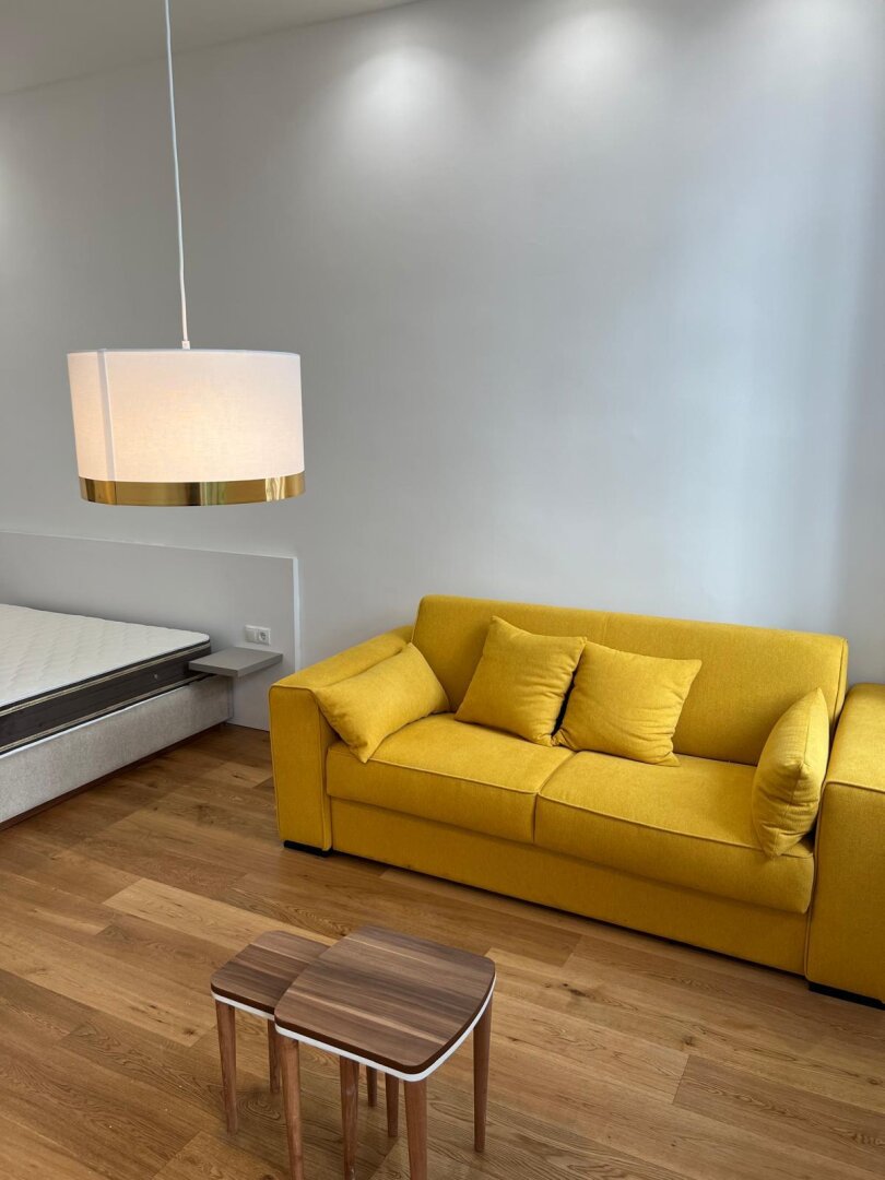 MÖBLIERTE 1,5 ZIMMER MIETWOHNUNG IM 6. BEZIRK