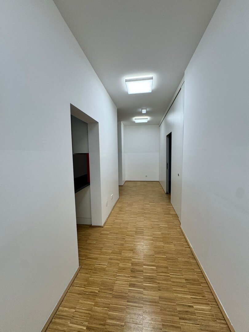 Vielseitig nutzbares Büro auf 260 m²  in 1220 Wien