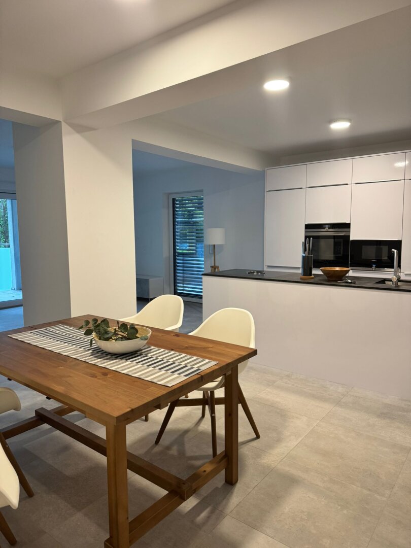 Optimal geschnittene 3-Zimmer Wohnung mit großem Garten und 2 Terrassen
