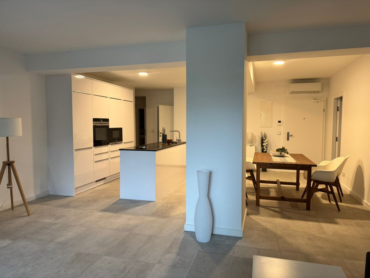 Optimal geschnittene 3-Zimmer Wohnung mit großem Garten und 2 Terrassen