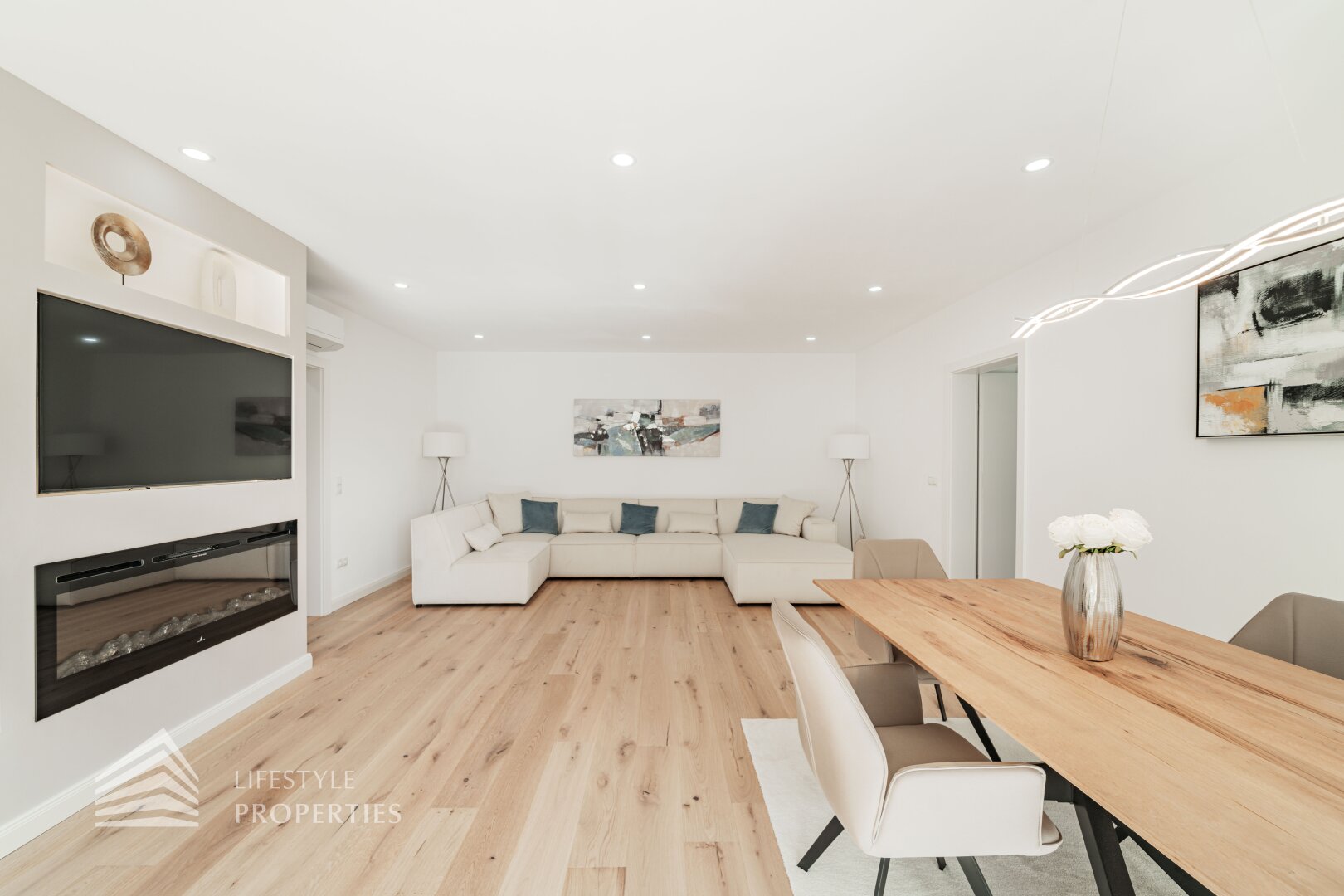 Erstbezug! Luxuriöse 4-Zimmer Traumwohnung mit Loggia und Poolzugang, Nähe Pötzleinsdorfer Schlosspark