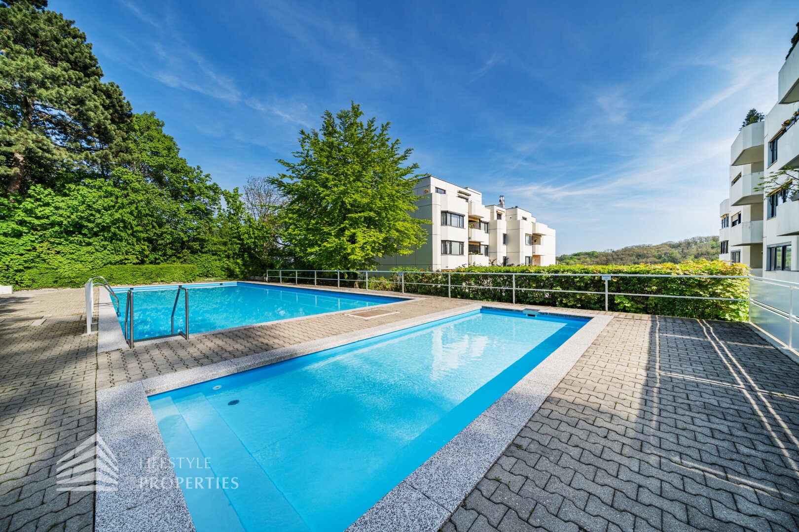 Erstbezug! Luxuriöse 4-Zimmer Traumwohnung mit Loggia und Poolzugang, Nähe Pötzleinsdorfer Schlosspark