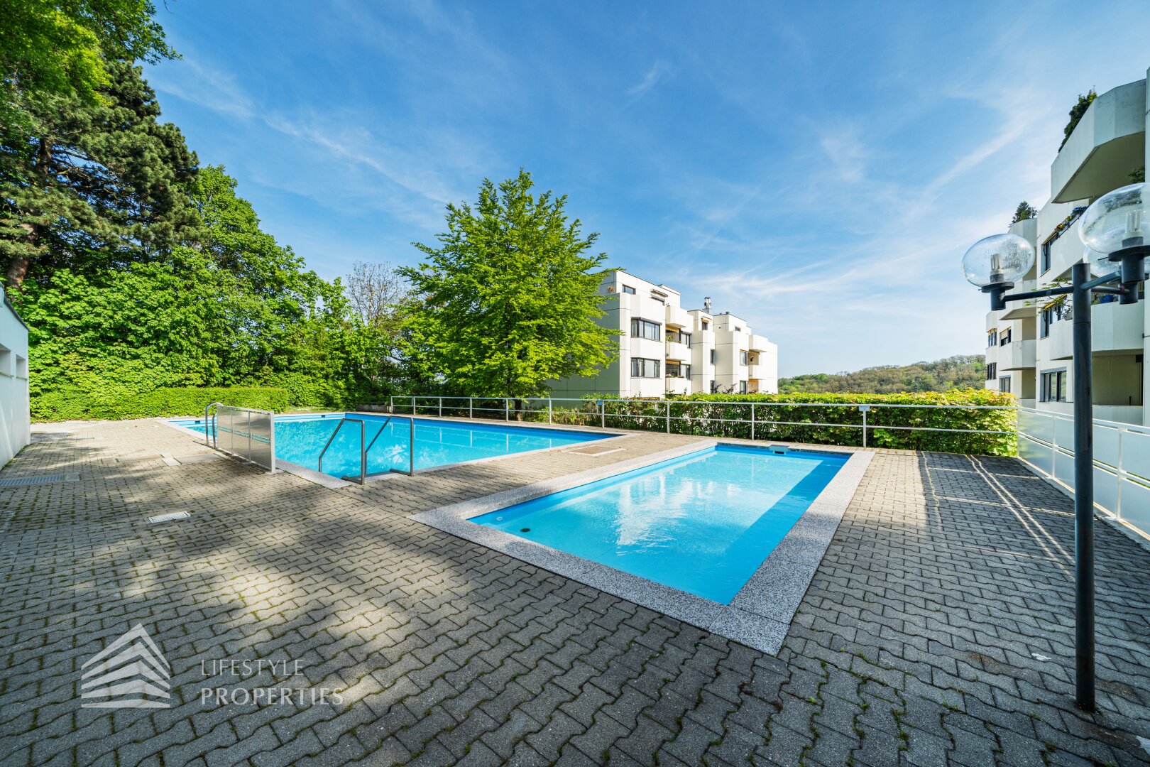 Erstbezug! Luxuriöse 4-Zimmer Traumwohnung mit Loggia und Poolzugang, Nähe Pötzleinsdorfer Schlosspark