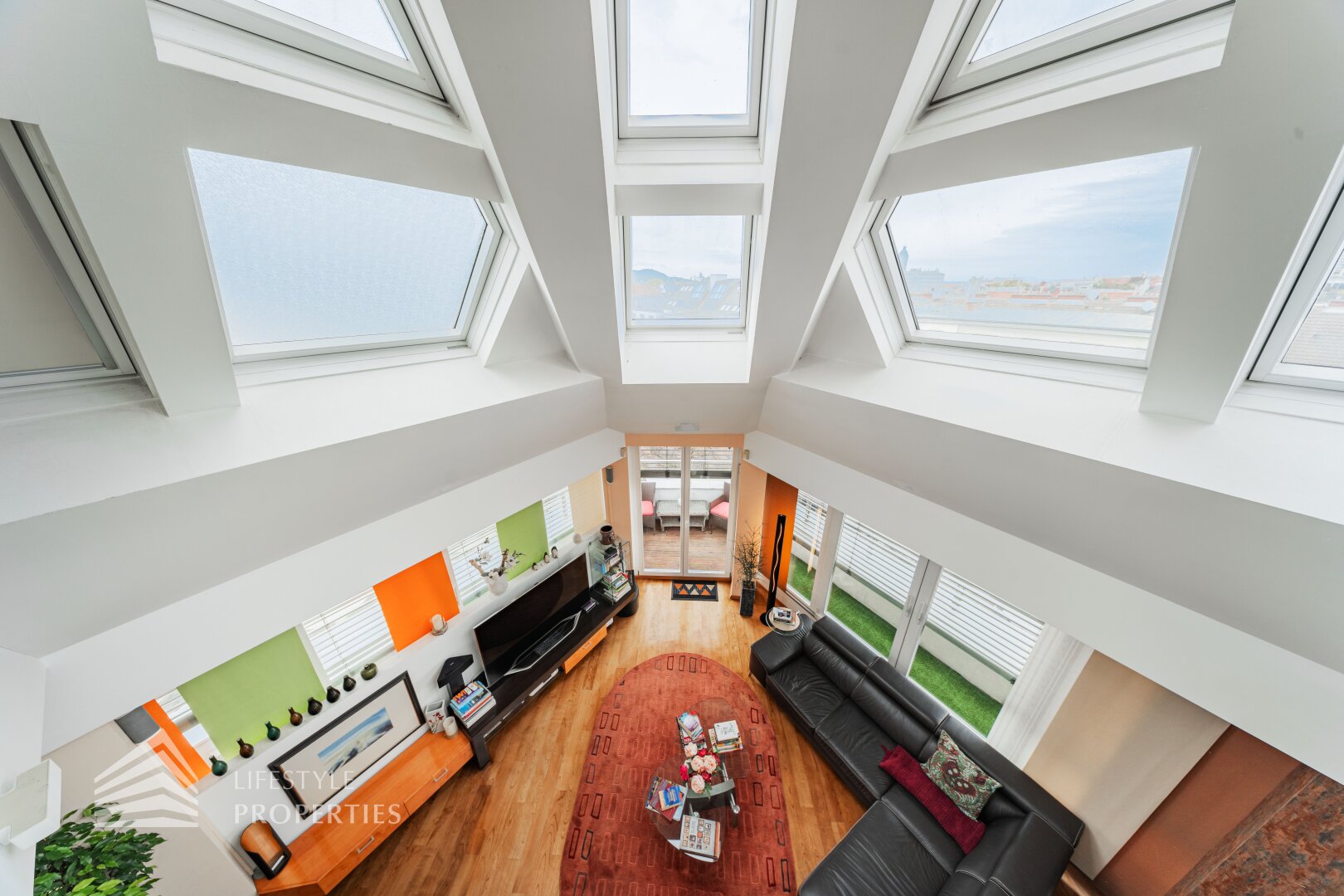 Exklusives Maisonette-Penthouse mit 3 Garagenplätzen, Nähe Augarten