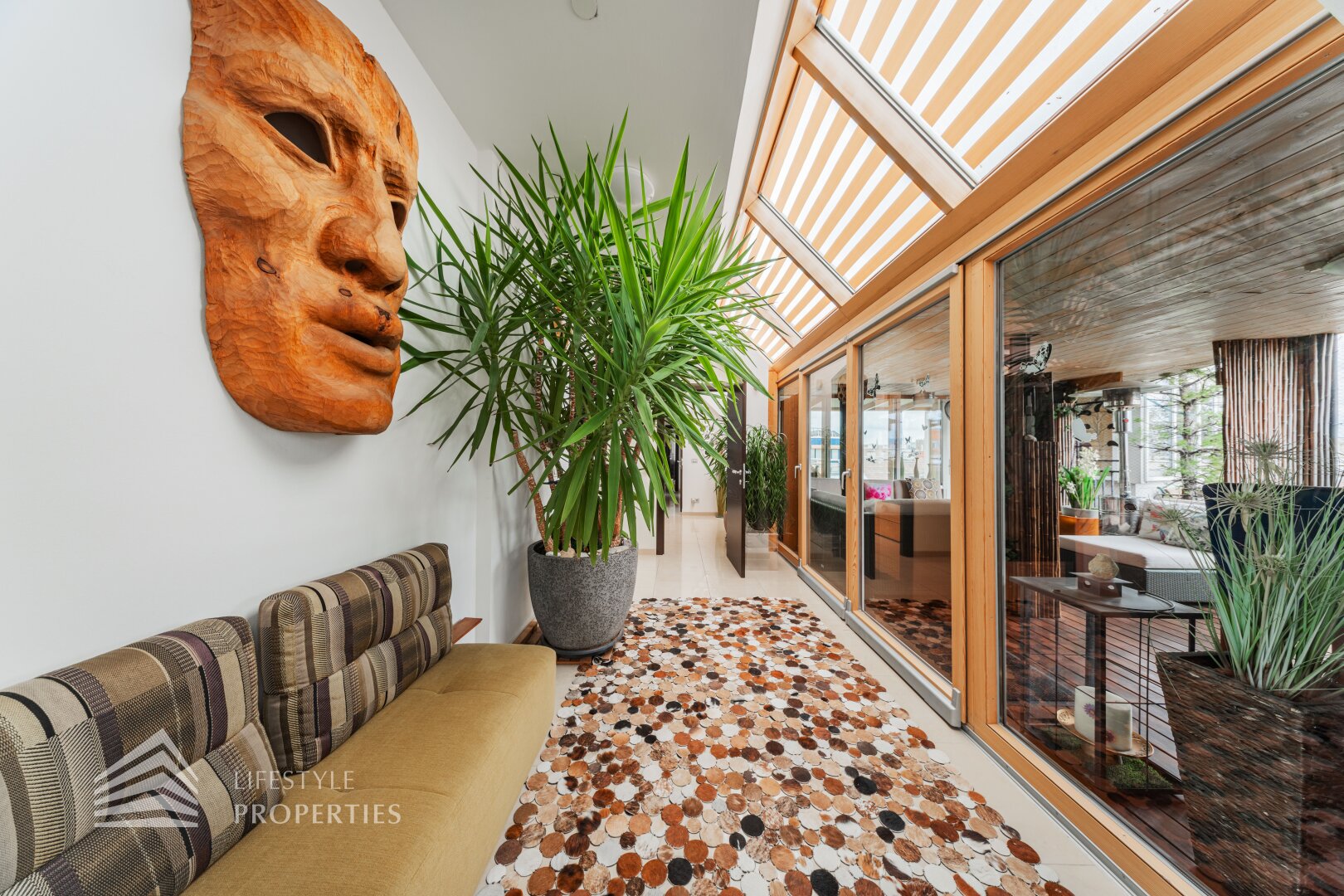 Exklusives Maisonette-Penthouse mit 3 Garagenplätzen, Nähe Augarten