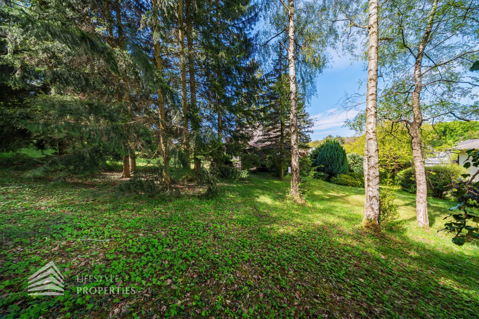 Schönes Baugrundstück in ruhiger Lage, Nähe Golfplatz