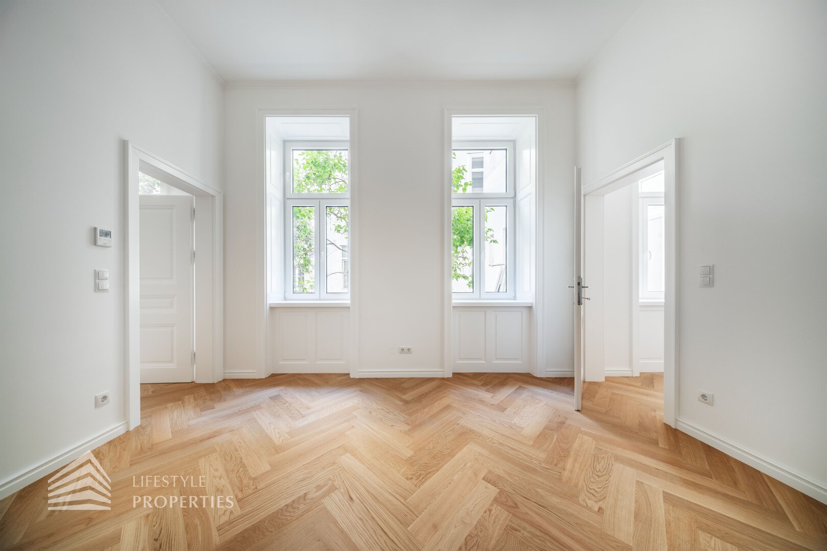 Heller 2-Zimmer Erstbezug, Nähe Galleria Landstraße