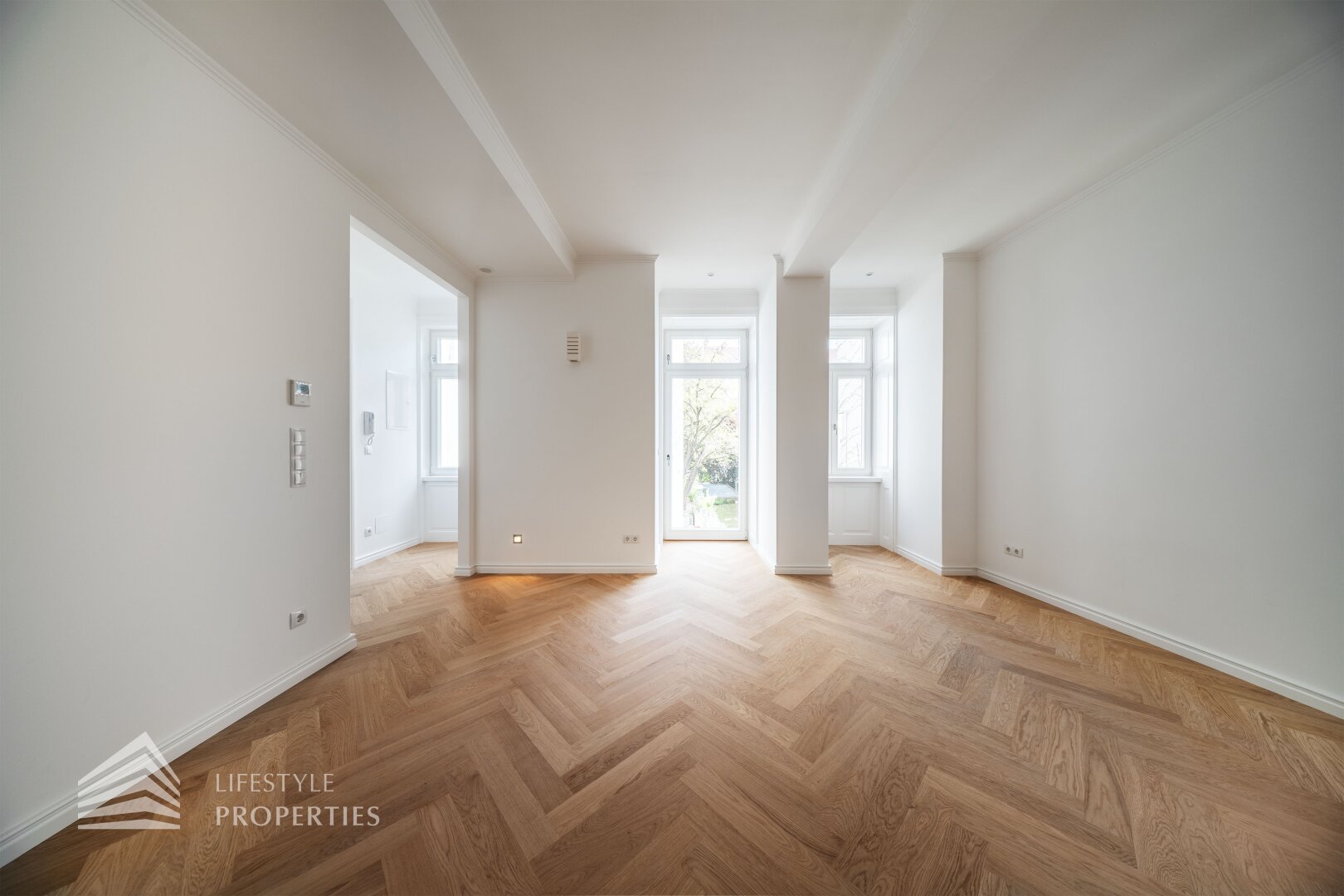 Erstbezug 4-Zimmer Wohnung mit Loggia, Nähe Neustiftgasse
