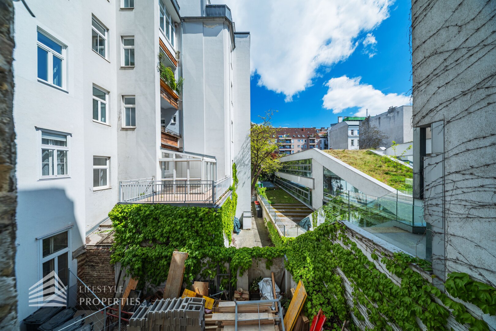 Erstbezug 4-Zimmer Wohnung mit Loggia, Nähe Neustiftgasse