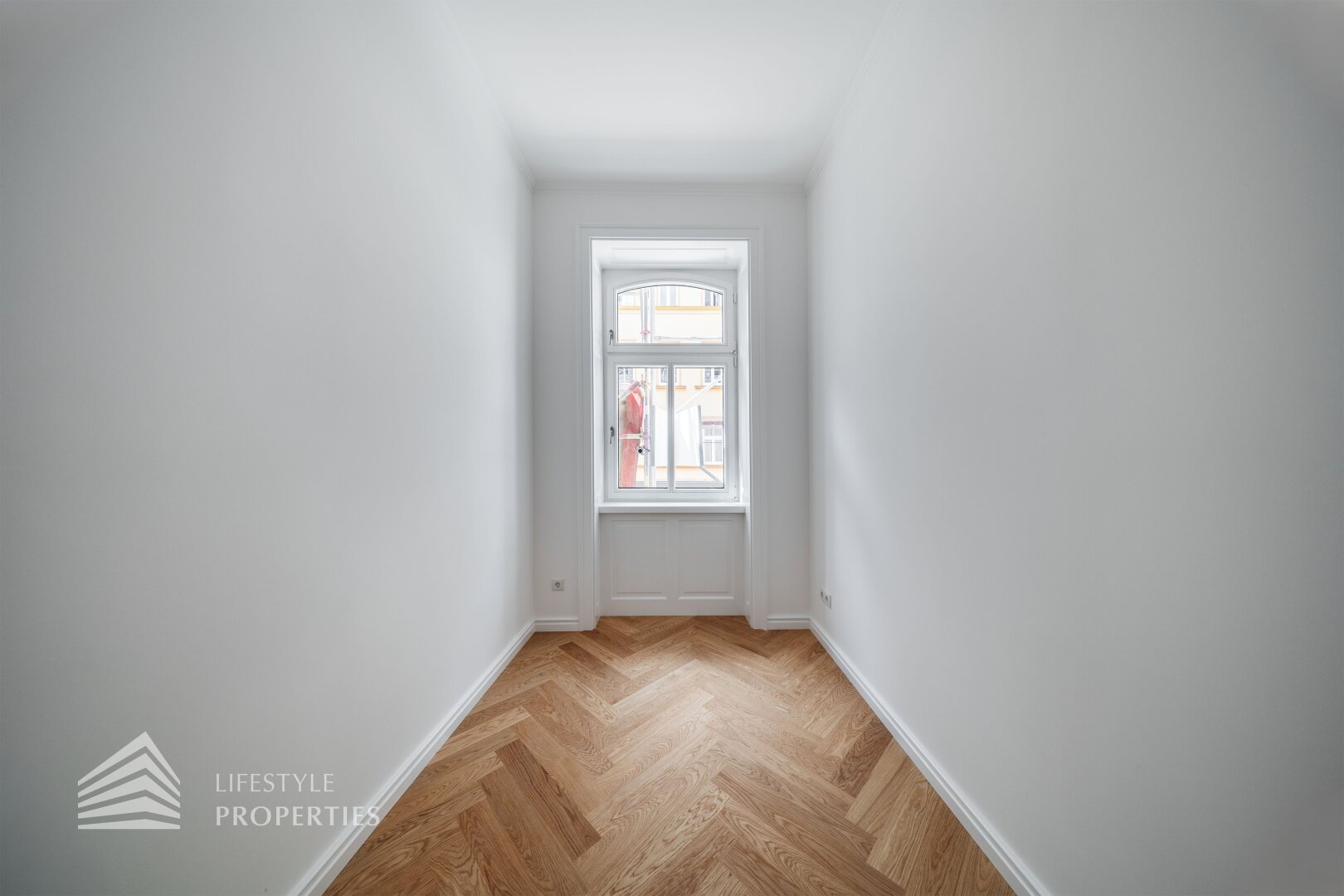 Erstbezug 4-Zimmer Wohnung mit Loggia, Nähe Neustiftgasse