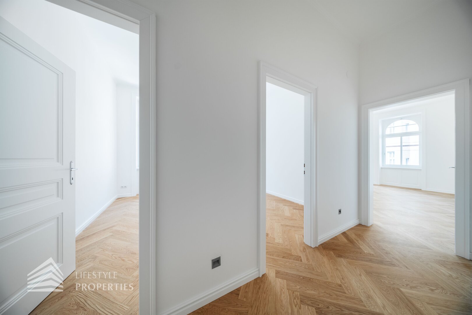 Wunderschöner 4-Zimmer Erstbezug, Nähe Neustiftgasse
