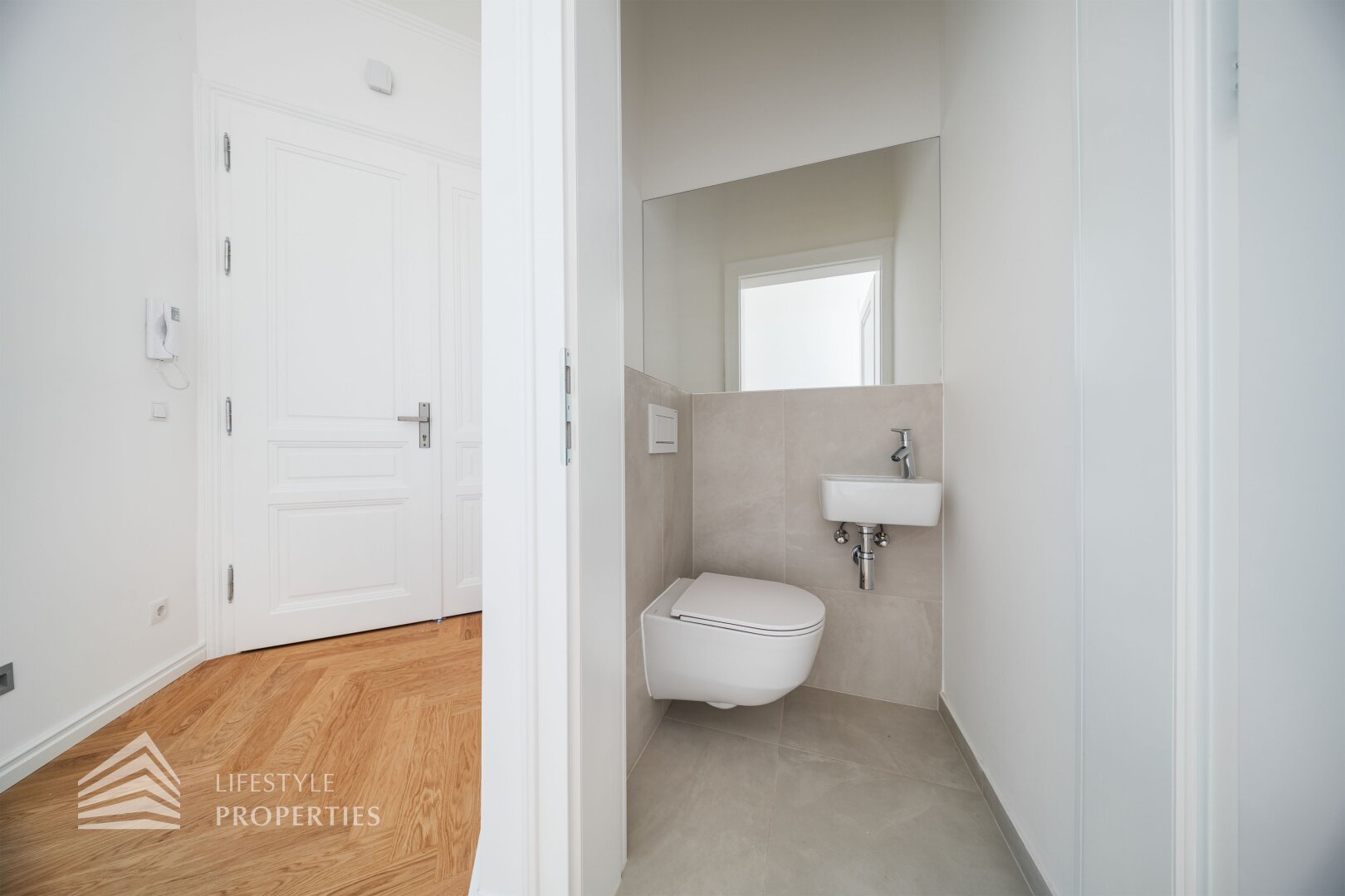 Wunderschöner 4-Zimmer Erstbezug, Nähe Neustiftgasse