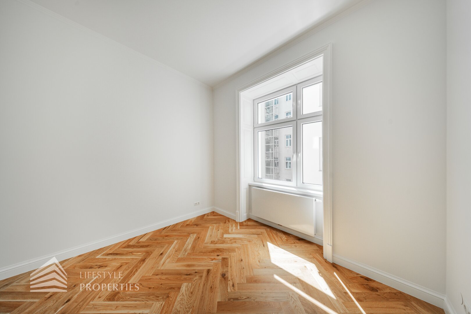Wunderschöne 4-Zimmer Wohnung mit Balkon, Nähe Drasche-Park