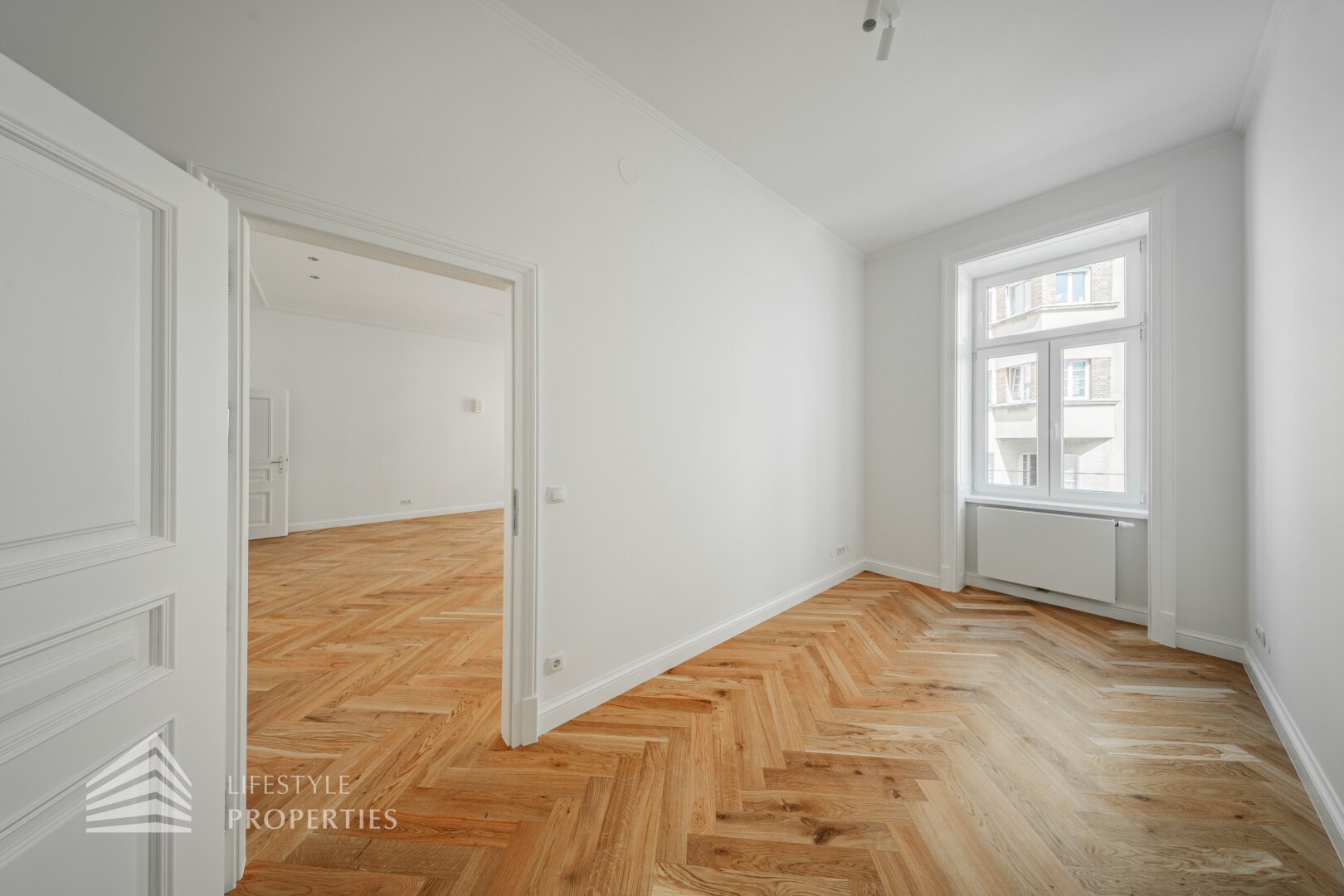 Wunderschöne 4-Zimmer Wohnung mit Balkon, Nähe Drasche-Park