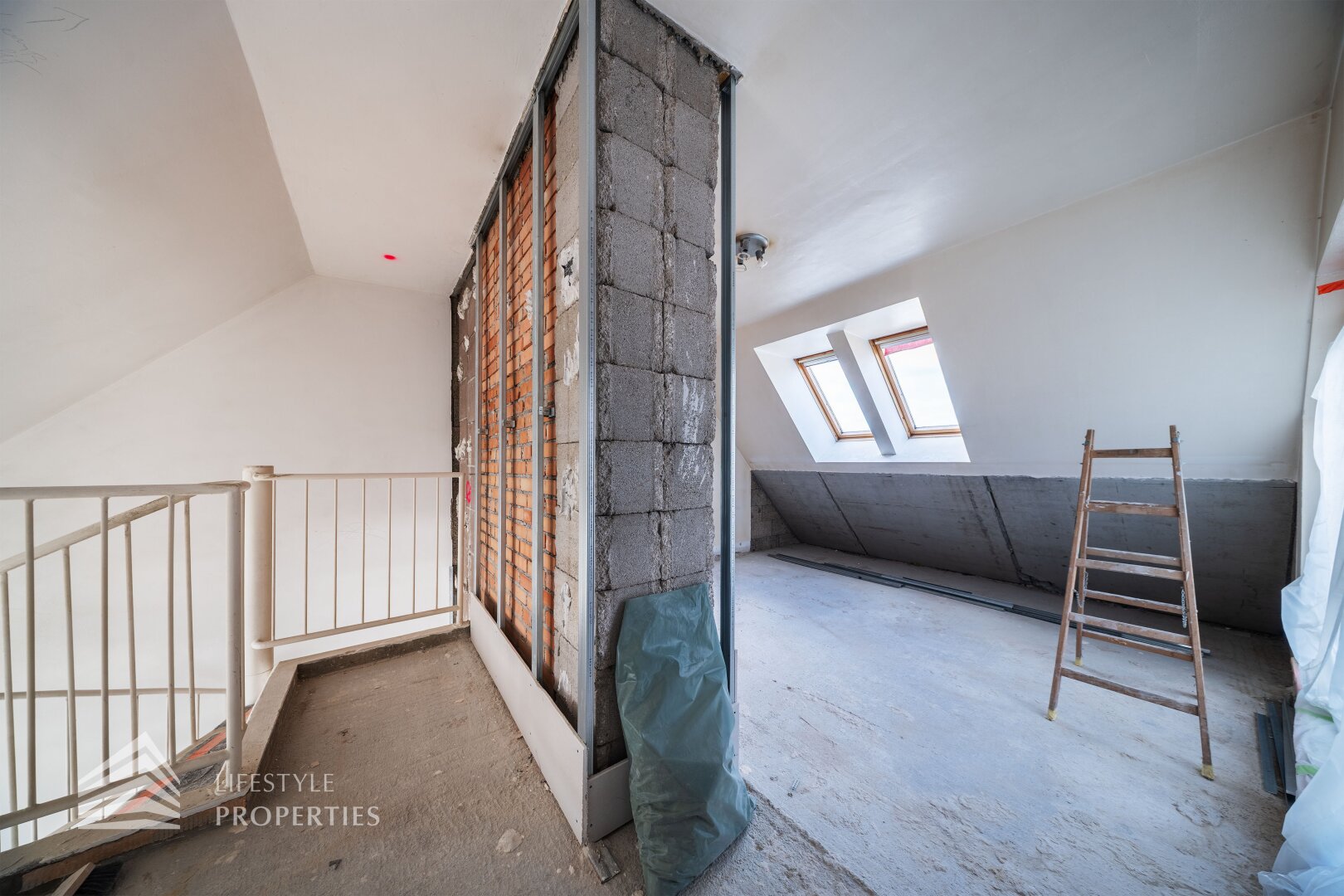 Erstbezug 4-Zimmer Wohnung mit Terrasse im DG, Nähe Wiedner Hauptstraße