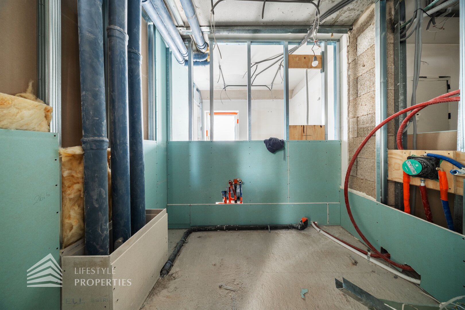 Erstbezug 4-Zimmer Wohnung mit Terrasse im DG, Nähe Wiedner Hauptstraße