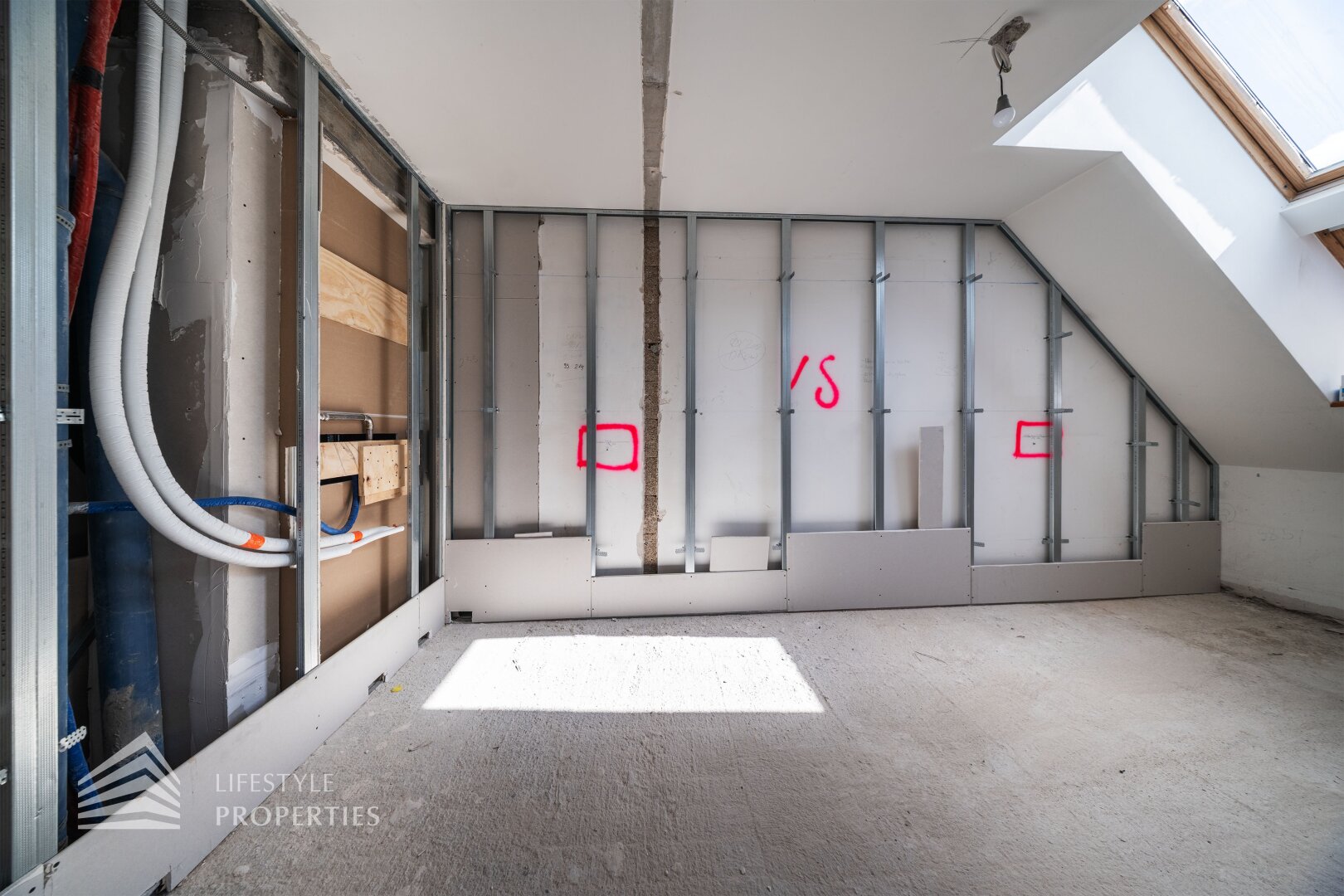 Erstbezug 4-Zimmer Wohnung mit Terrasse im DG, Nähe Wiedner Hauptstraße
