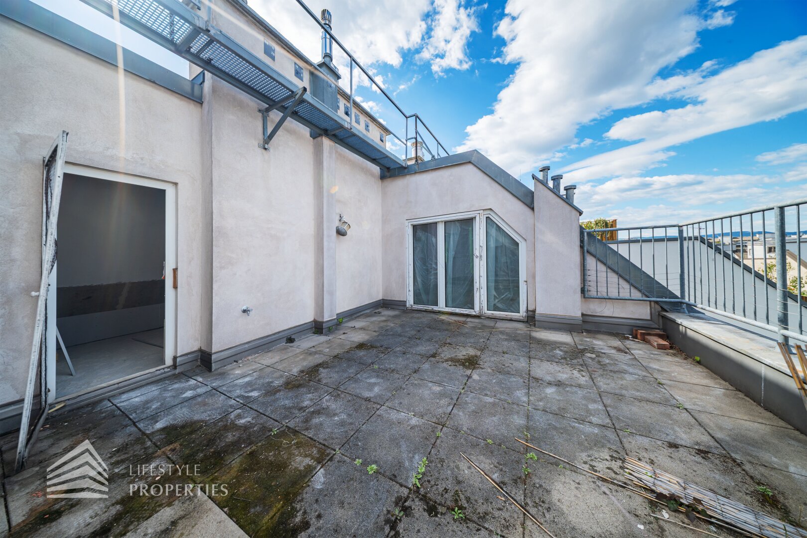 Erstbezug 4-Zimmer Wohnung mit Terrasse im DG, Nähe Wiedner Hauptstraße