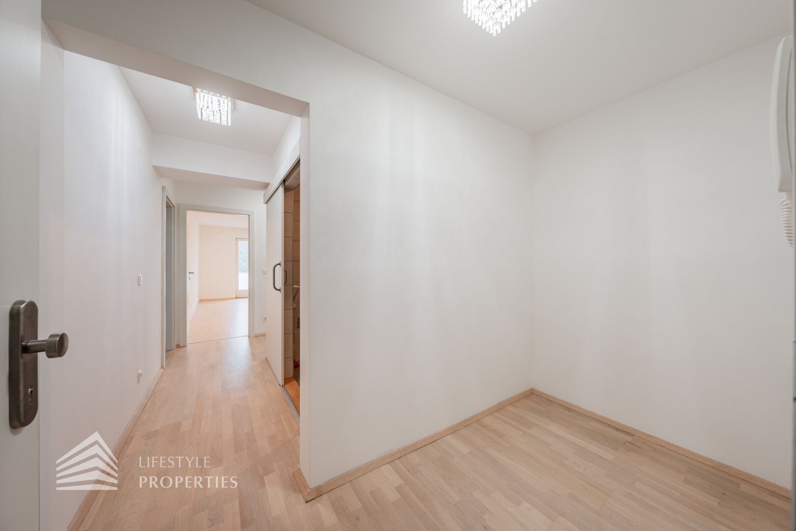 Tolle 2-Zimmer Wohnung mit Balkon in Bahnhofsnähe