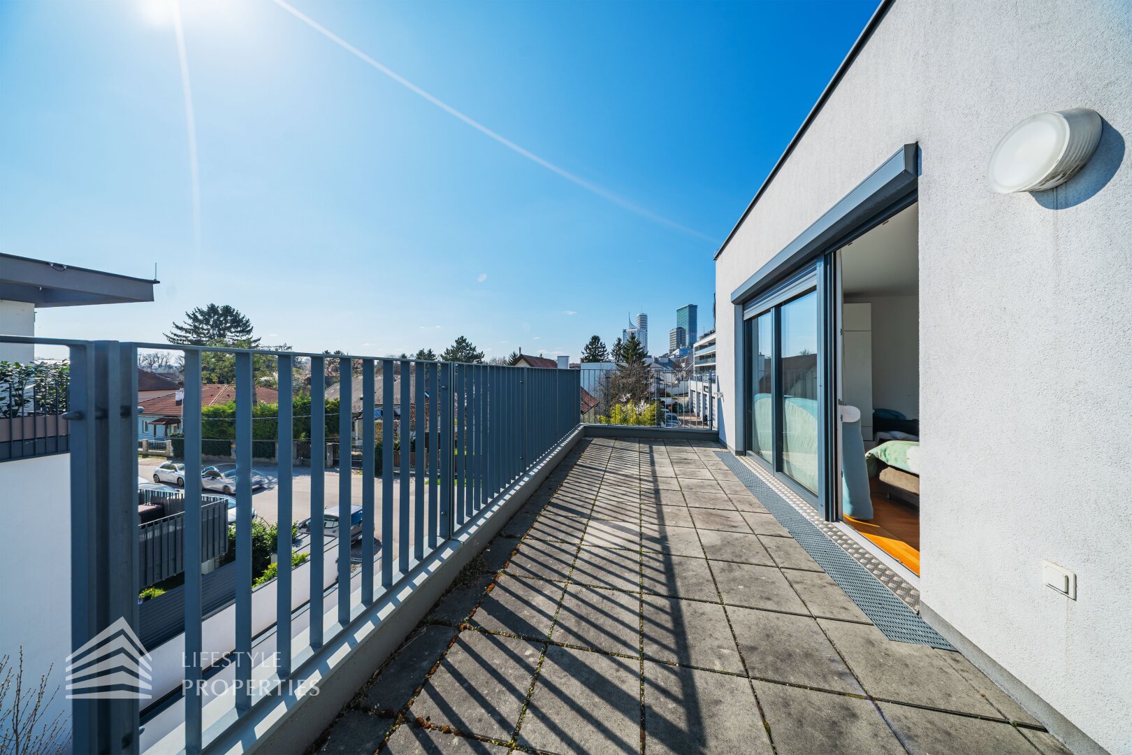 Modernes Townhouse nahe der UNO-City - Urbanes Wohnen mit Gartenidylle